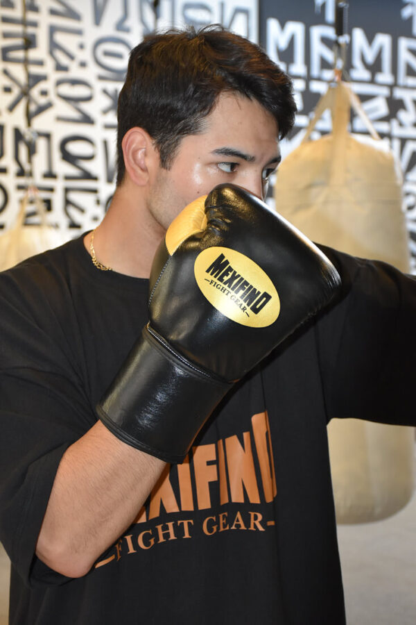 Black & Gold Gloves - Image 2